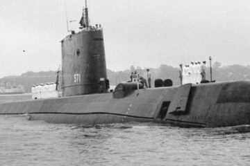 El nacimiento del submarino – Salar Ataie Bandari