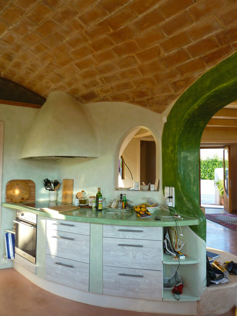 Casa orgánica pentagonal de Bioterre