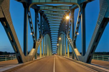PILPERCA - Construcciones de puentes; Cuál es el mejor material para levantar estas estructuras - FOTO