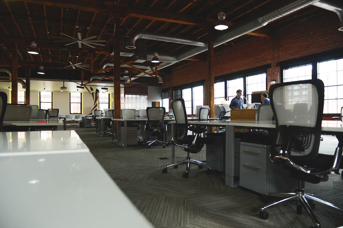 Qué es el microentorno de la empresa: principales características