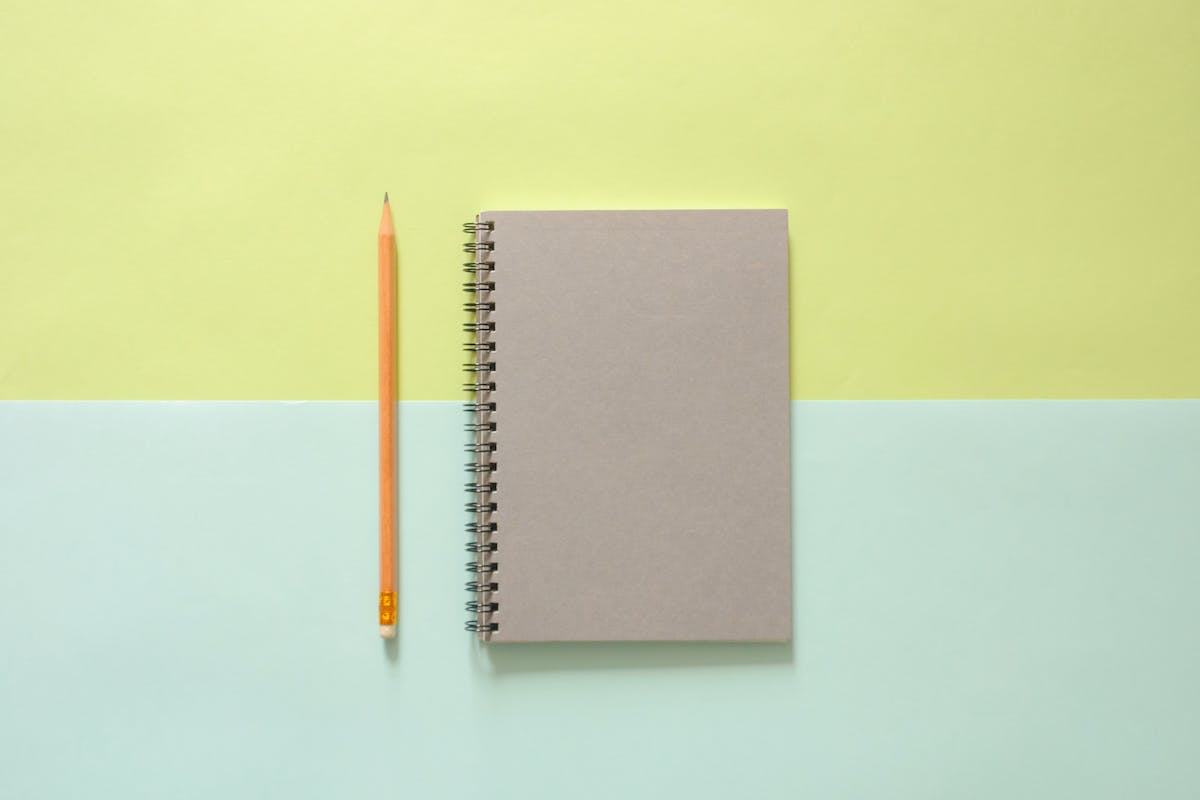 ¿Qué es una ficha de trabajo y para qué sirve?