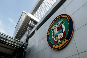Josi Fares; Hay que anular los privilegios que por años han gozado los diputados - Panamá - FOTO