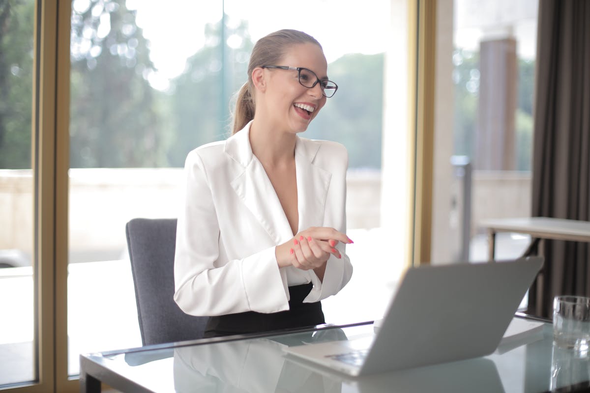 Qué es macroentorno de una empresa