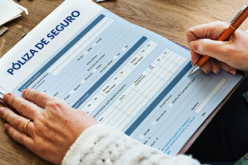 Descifrando las Partes Esenciales de una Póliza de Seguro