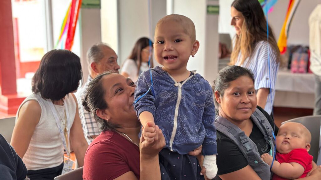Gerardo del Villar donación