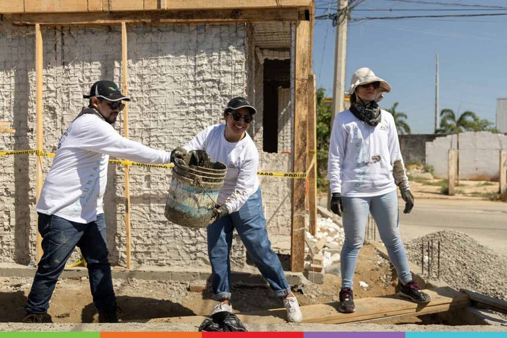 qué es Construyendo