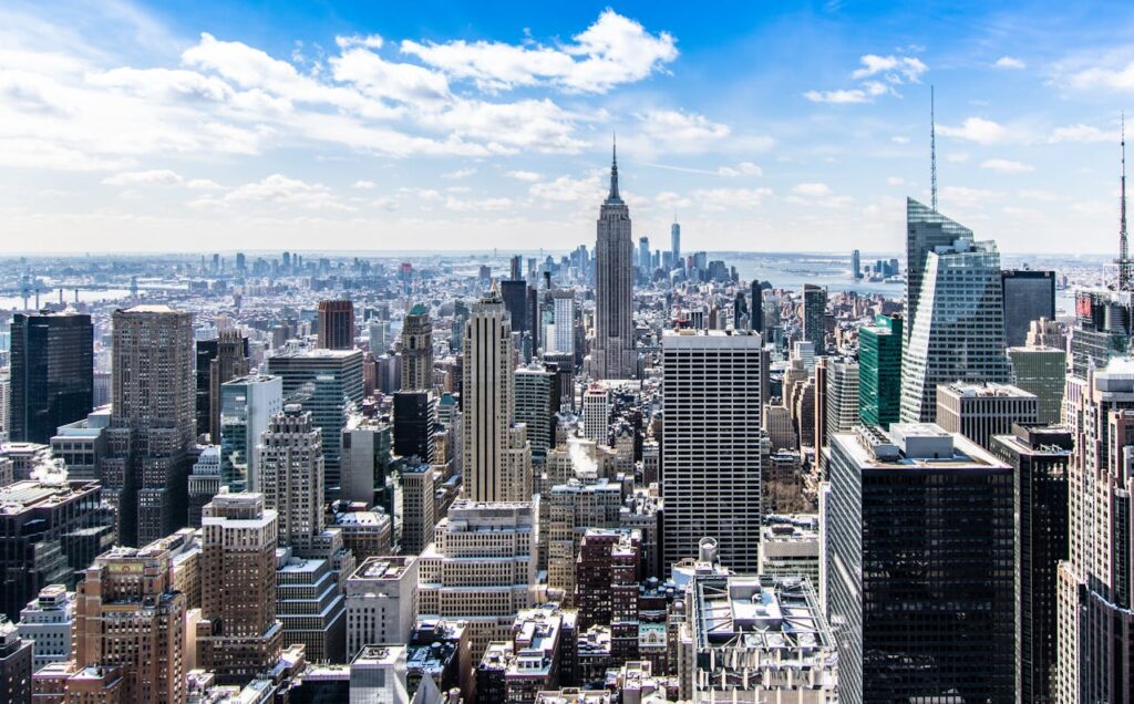 X Corp demanda a New York