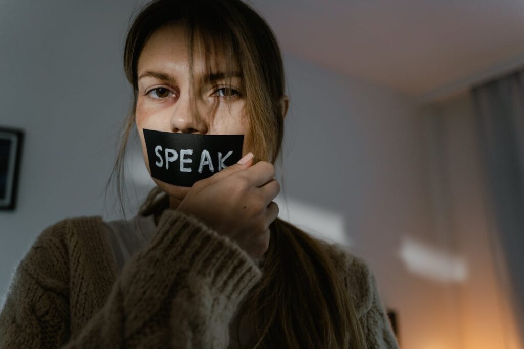 chatbot que ayuda a mujeres víctimas de violencia 