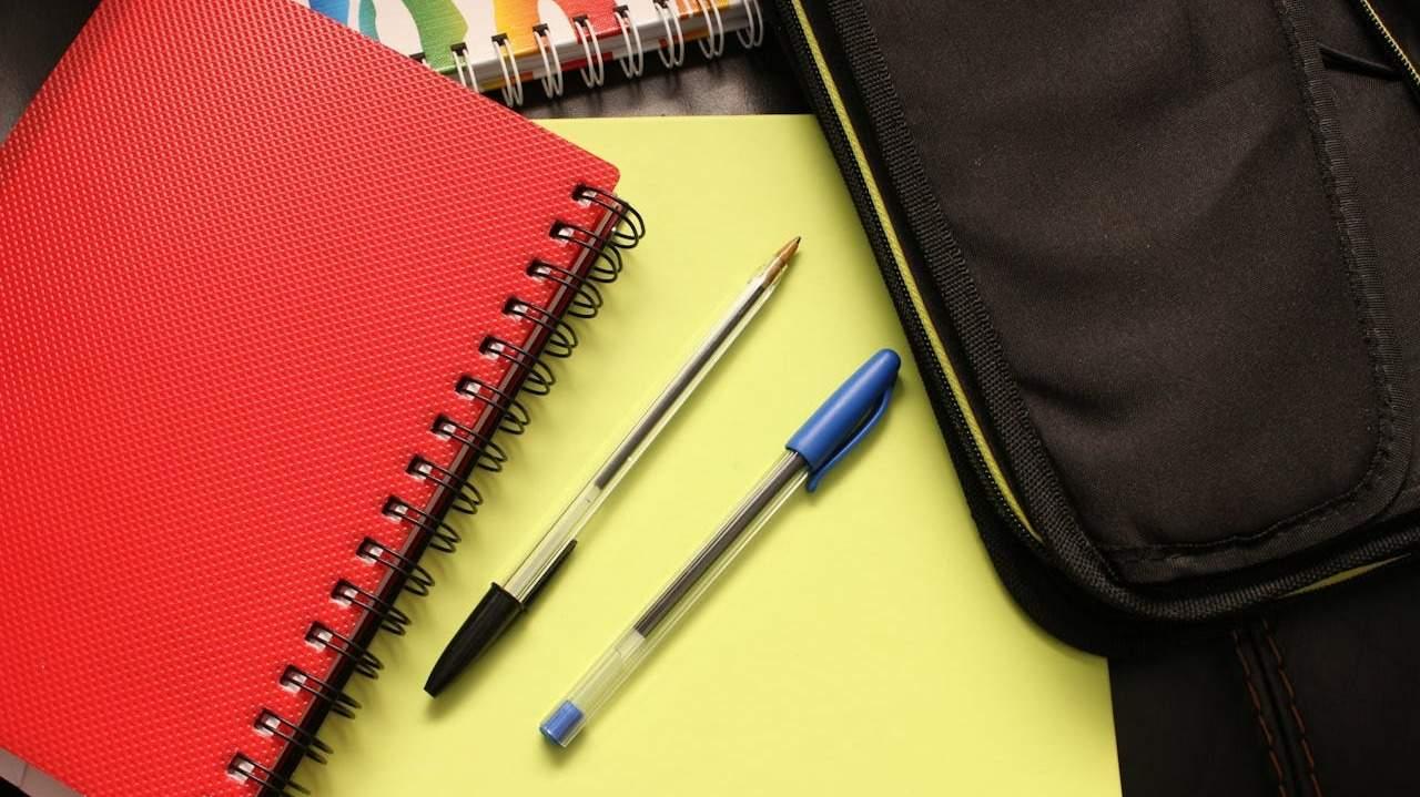 Material escolar reutilizado para la vuelta al cole