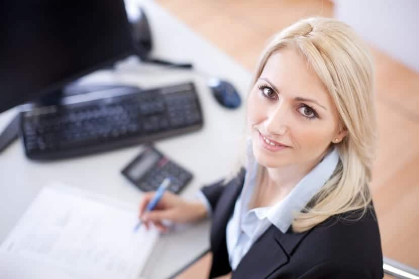 trabajar como administrativo