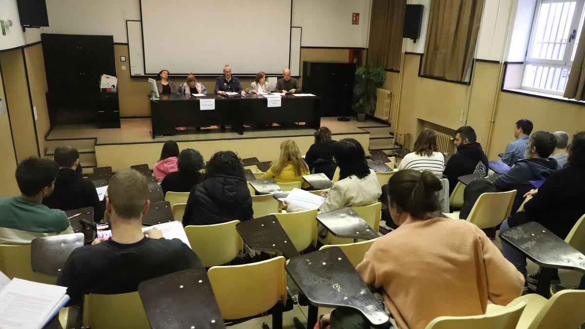 Reparto de plazas por cuerpos docentes