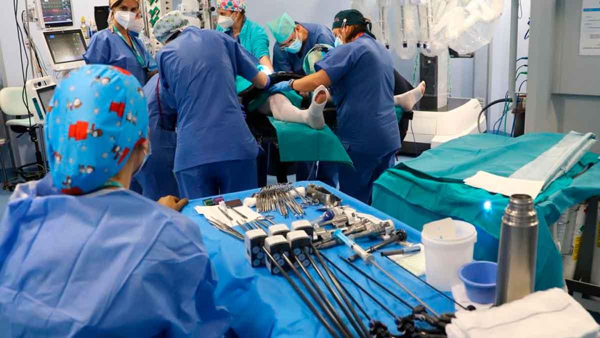 Convocatoria de empleo en el Servicio Andaluz de Salud Convocatoria de empleo en el Servicio Andaluz de Salud