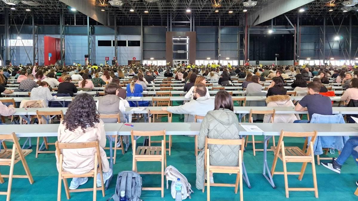 Exámenes en la Facultad de Medicina de Oviedo