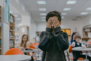¿Qué es el bullying escolar y cuál es su impacto?