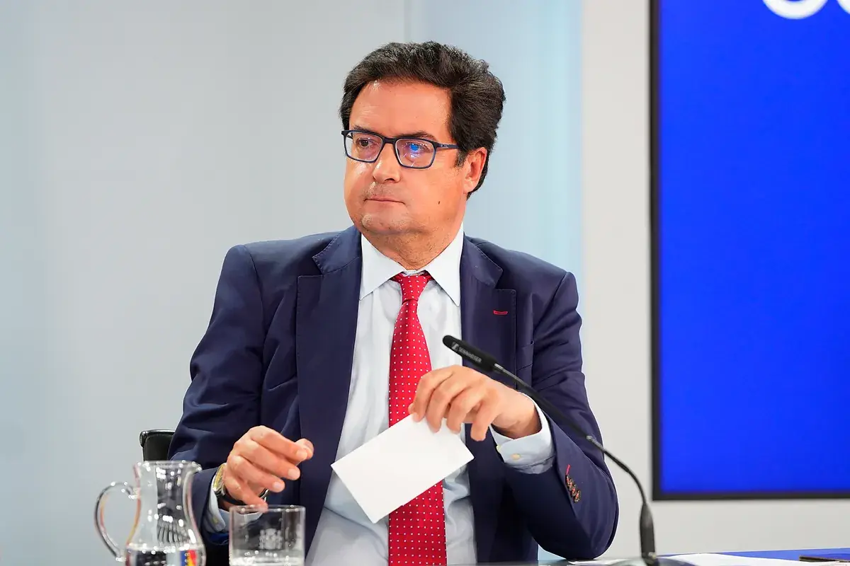 Funcionarios con jornada de 35 horas en la Administración General del Estado Funcionarios con jornada de 35 horas en la Administración General del Estado