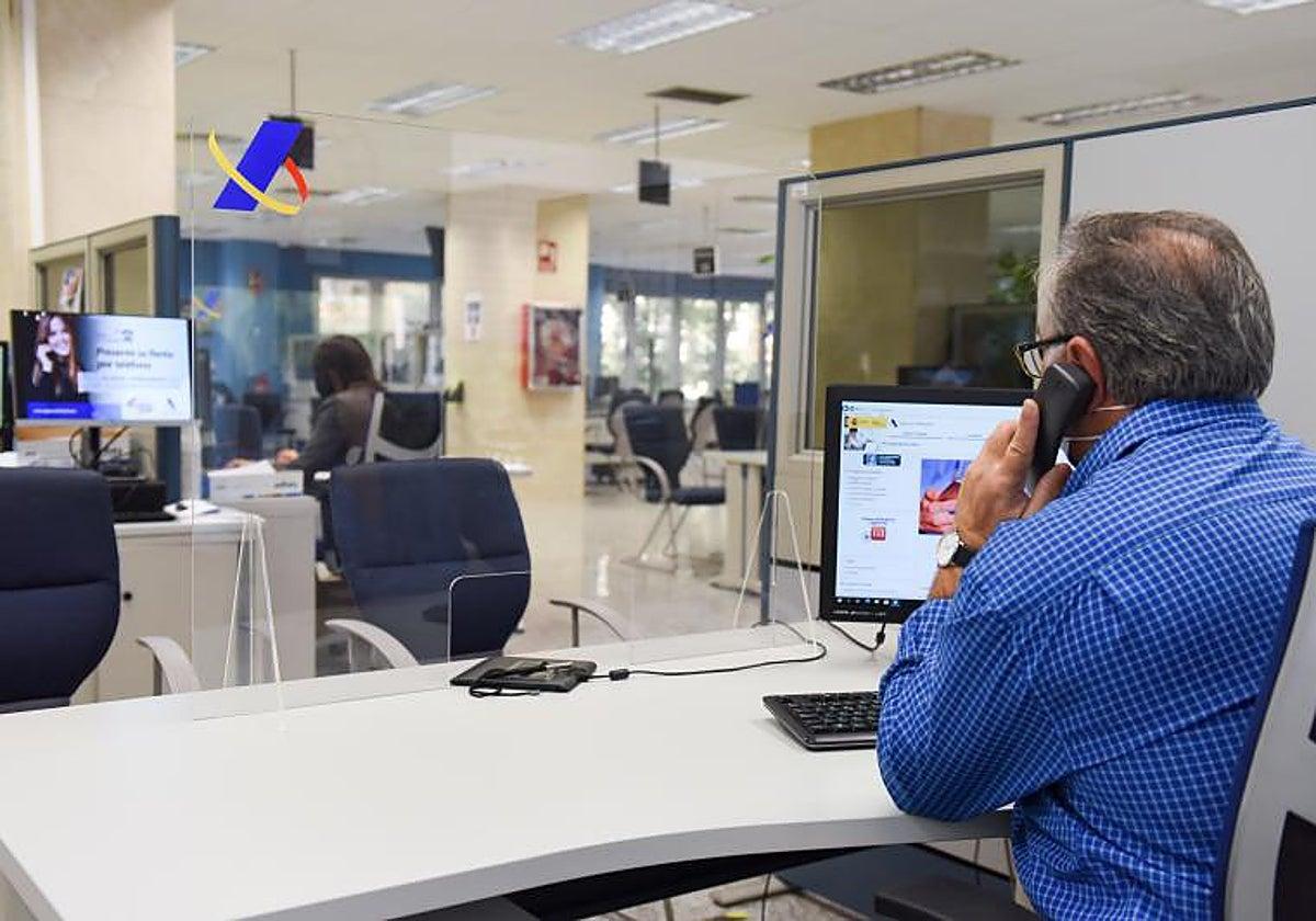 Empleados publicos y jornada de 35 horas