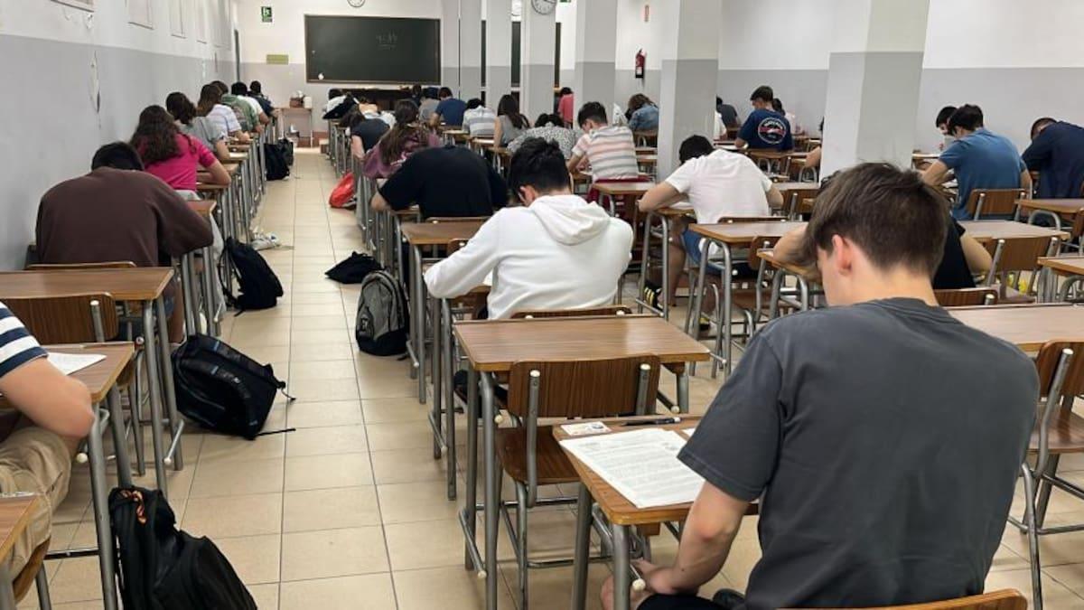 Centro educativo con Bachillerato concertado