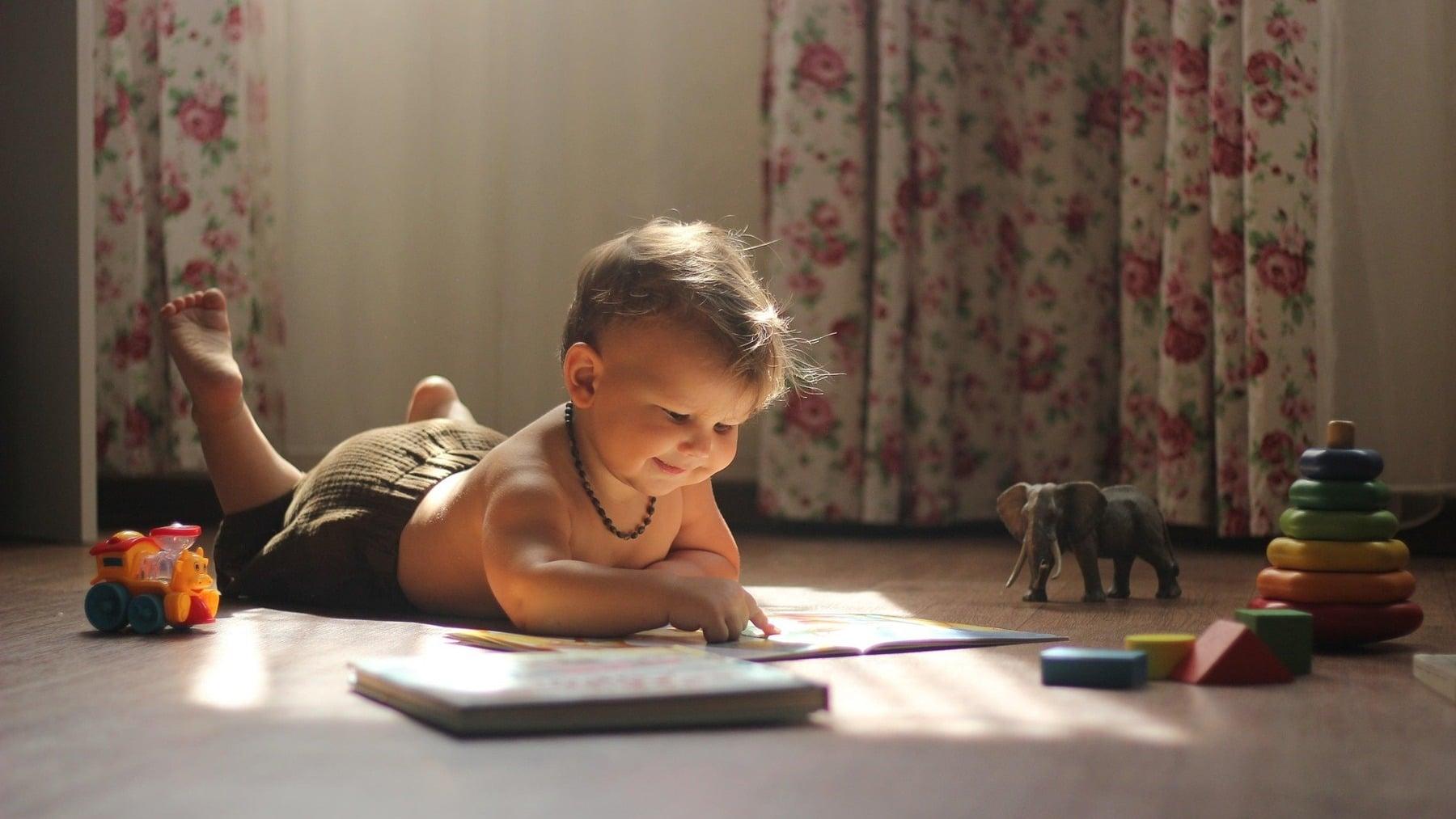 Bebés aprendiendo idiomas