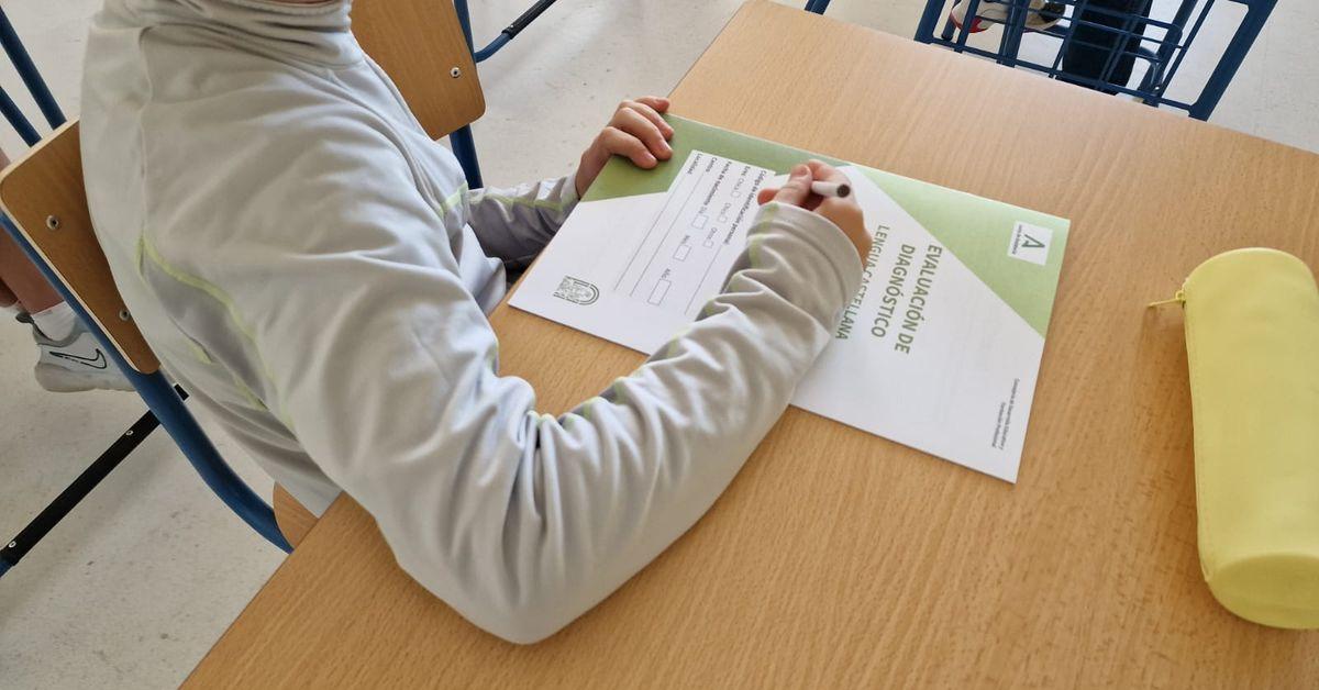 Aula de centro educativo con alumnado