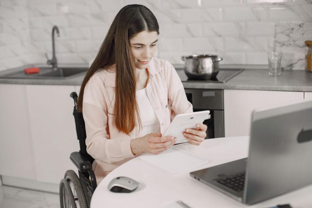 beneficios de incluir personas con discapacidad