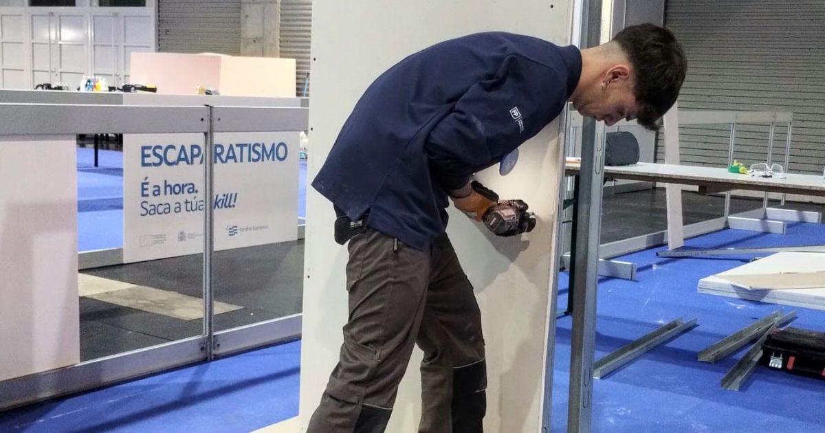 Alumnado trabajando en proyectos tecnológicos