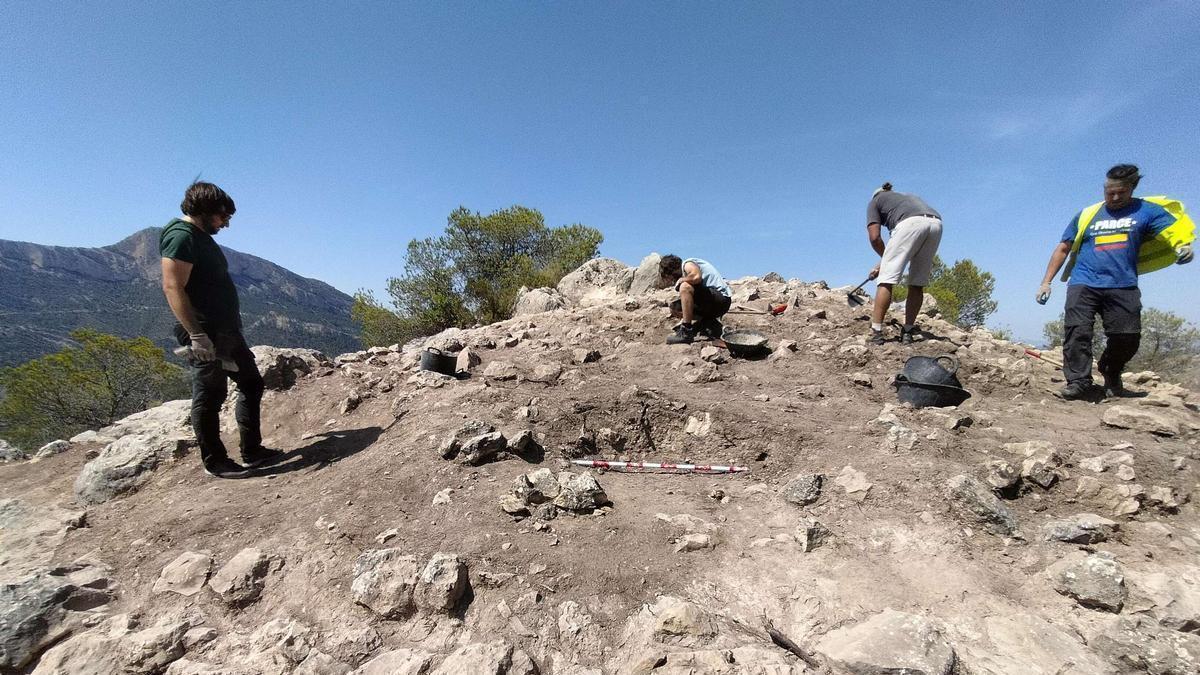 Investigación arqueológica en Totana Yacimiento romano de Totana