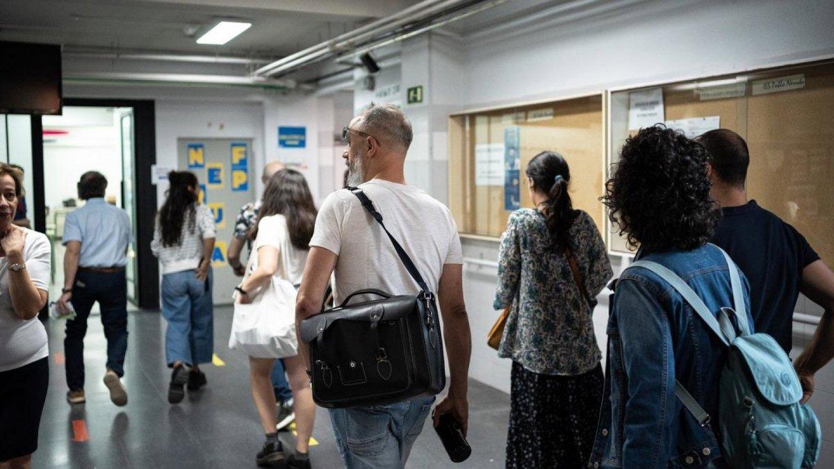 Hacia un nuevo sistema de oposiciones para maestros Reforma de las oposiciones docentes en España