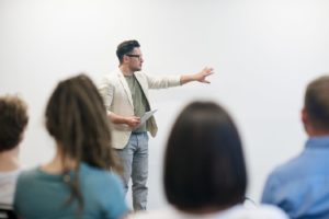 Cinco beneficios del voluntariado para profesores